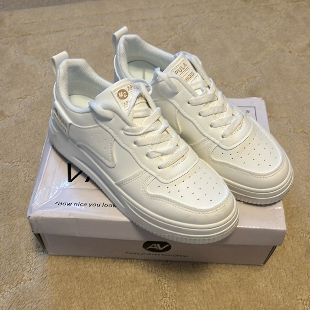 SHEIN White Sneakers